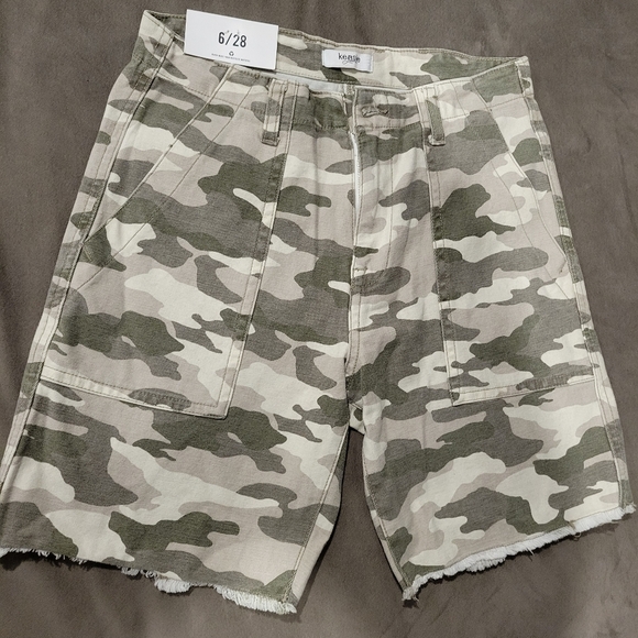 Kensie Raw Edge Utility Shorts SZ 6 - Picture 2 of 4